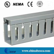 Trunking de cabo entalhado branco / cinzento do PVC (UL, IEC, GV e CE)